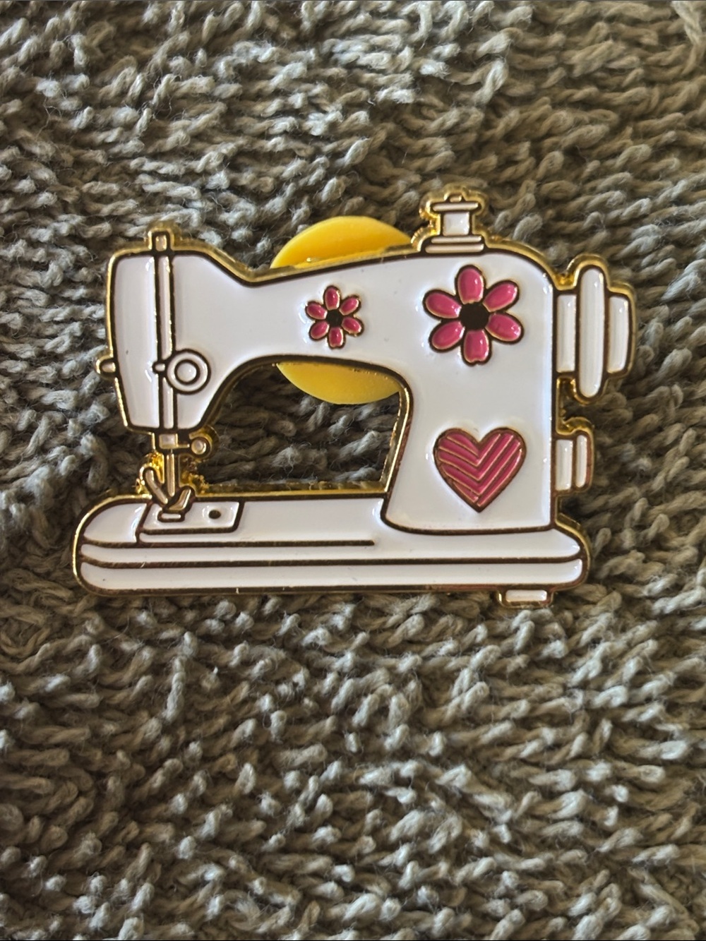 Cute White & Pink Sewing Machine Enamel Pin - Women's Accessories